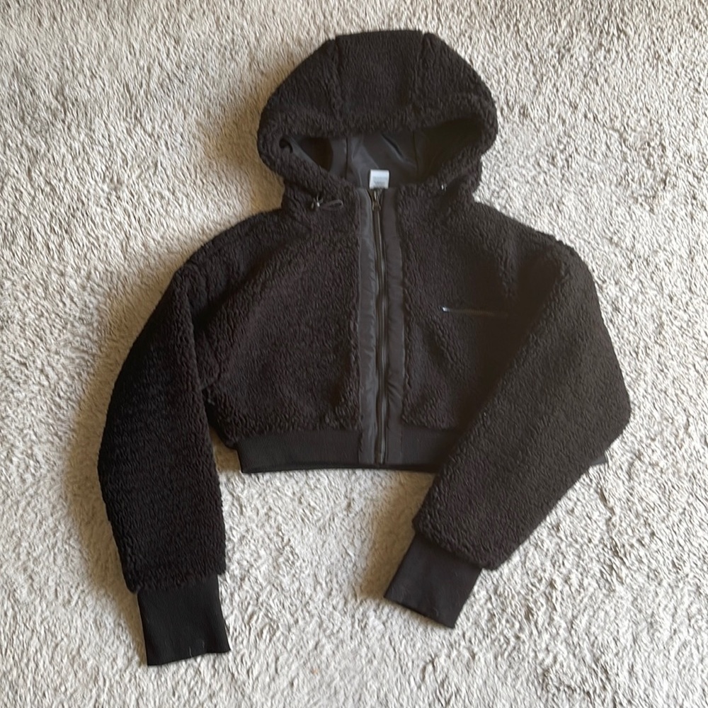 BRAND New Sherpa Crop Jacket!!